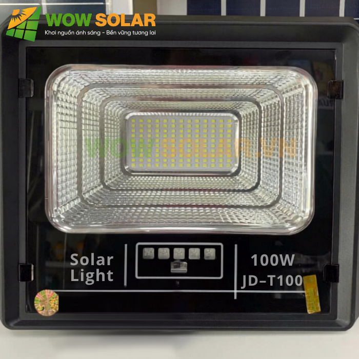 Đèn pha LED năng lượng mặt trời JD-T100 100W chính hãng